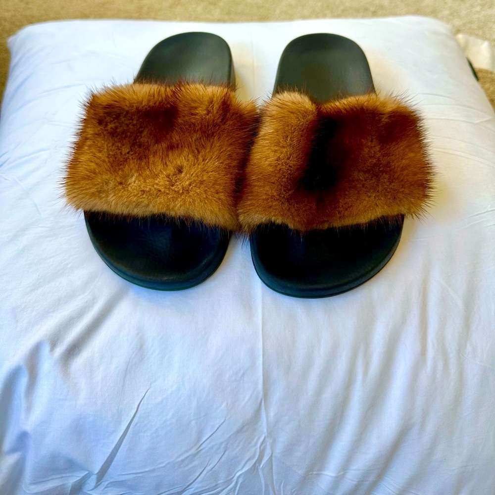Givenchy Mink Slides. Size 37 (Us Size 7). Authen… - image 1